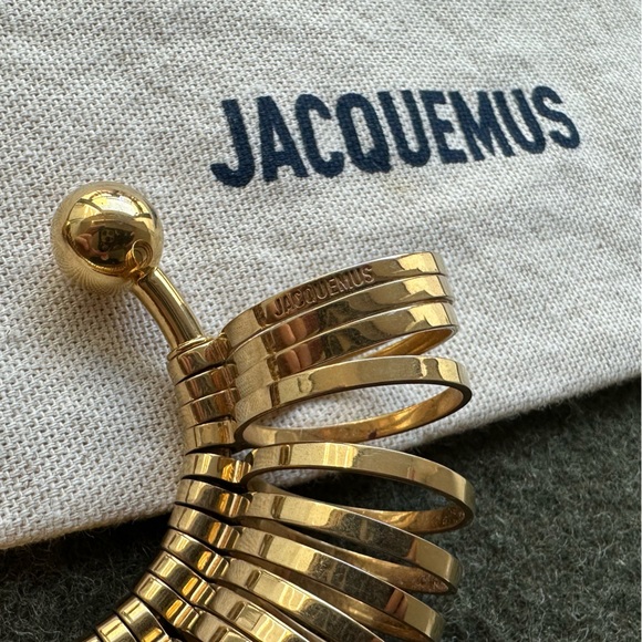 Jacquemus Gold Cuff Bracelet - Picture 5 of 6